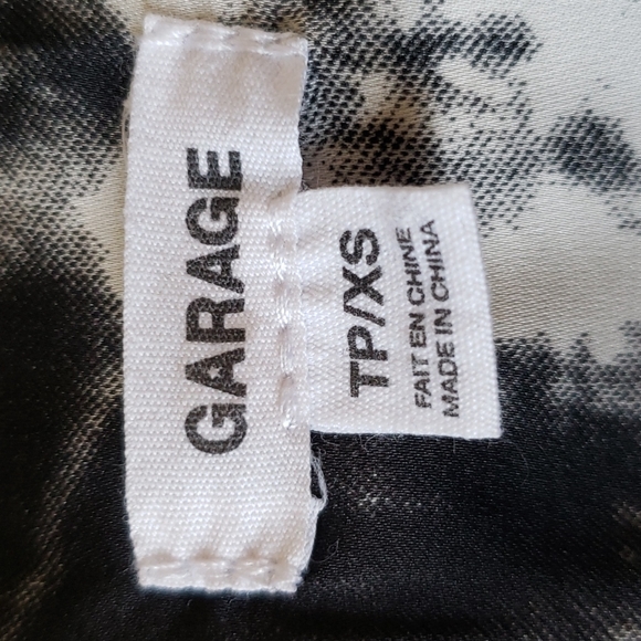 Garage Dress - Picture 2 of 3